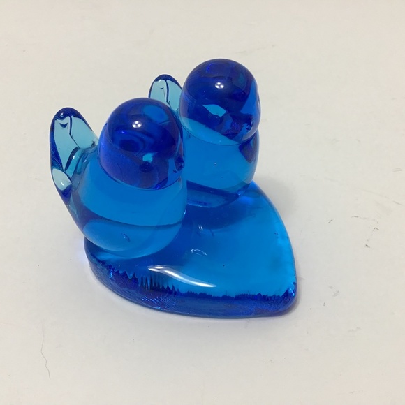Bluebird of Happiness Leo Ward 1989 Double Birds on Heart Base Terra Studios - Picture 1 of 7